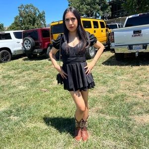 Meet your Posher, Jennifer